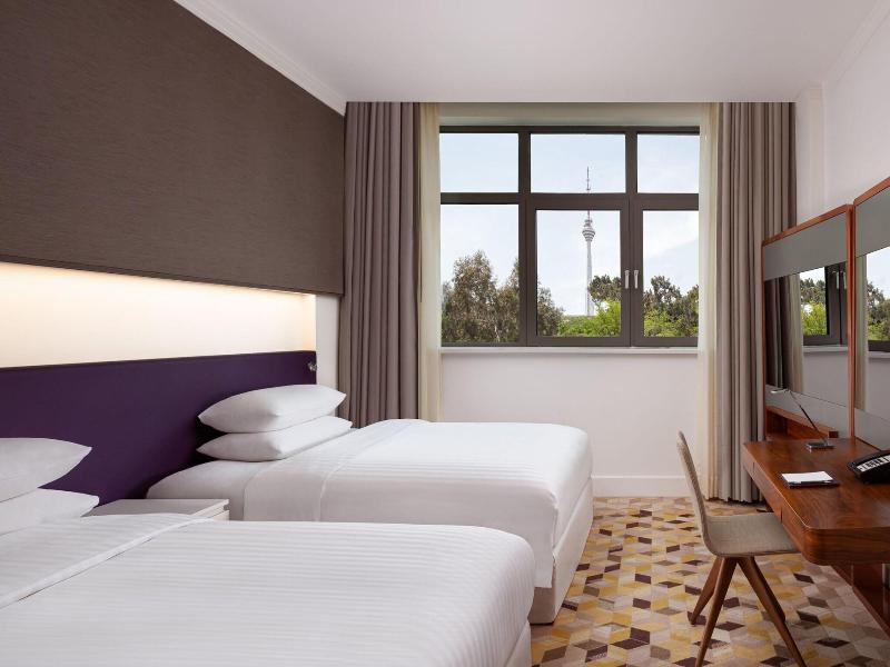 Sheraton Baku Intourist image