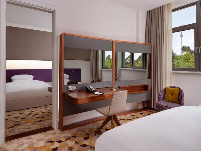 Sheraton Baku Intourist image