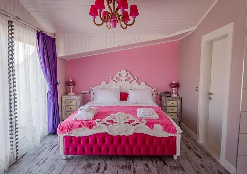 Limnades Hotel image
