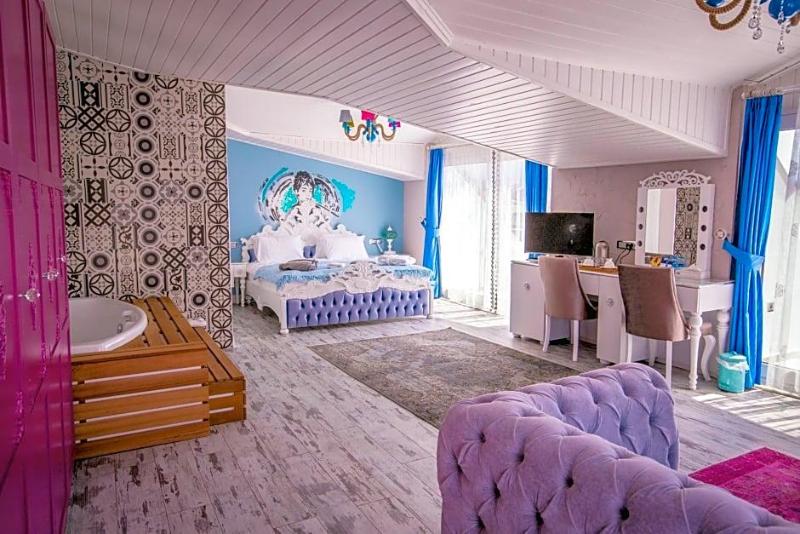 Limnades Hotel image