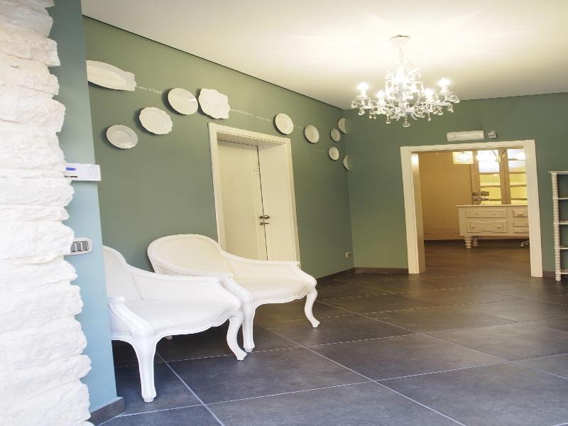 Terrazzani Suite image
