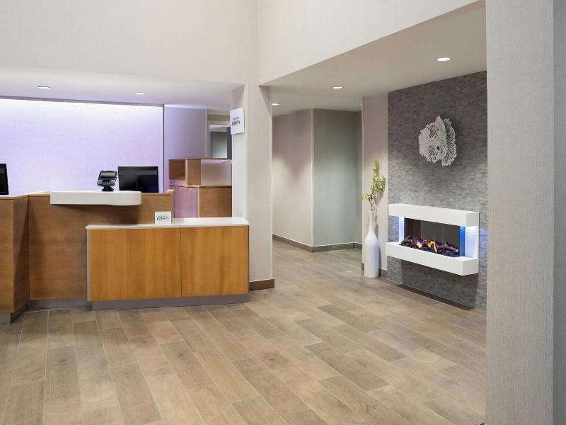 Fairfield Inn & Suites Cape Cod Hyannis image