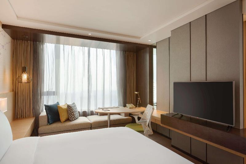 Hilton Garden Inn Dandong image
