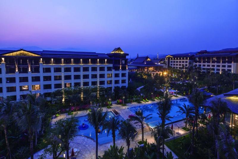 DoubleTree Resort by Hilton Xishuangbanna image