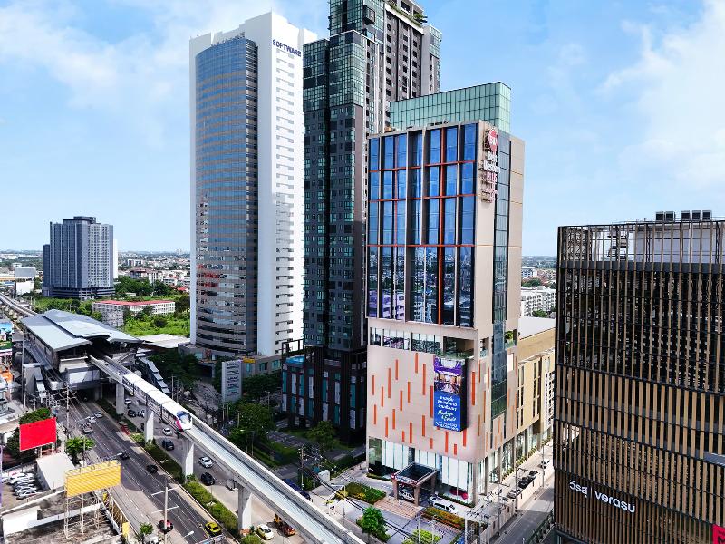 Best Western Plus Wanda Grand Hotel image