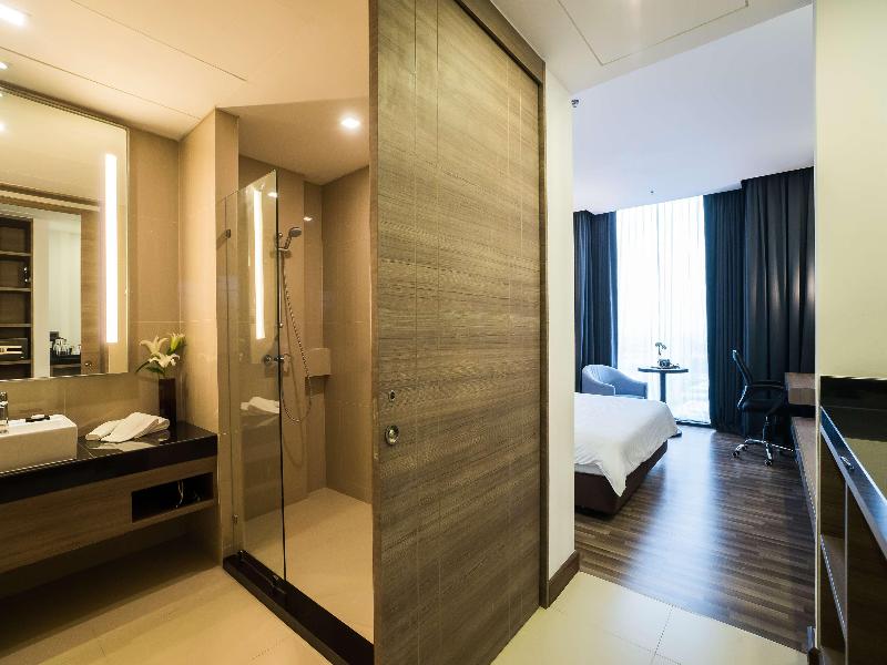 Best Western Plus Wanda Grand Hotel image