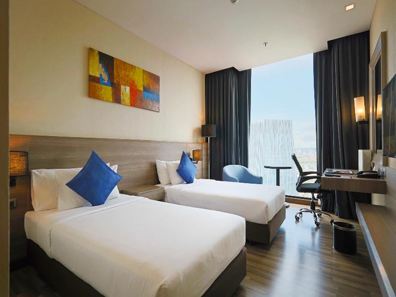 Best Western Plus Wanda Grand Hotel image