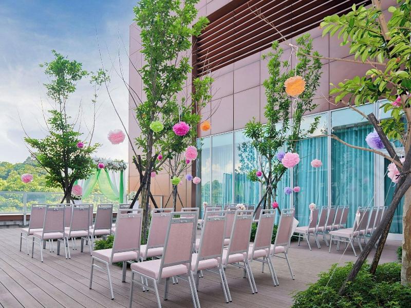 Courtyard by Marriott Taipei image