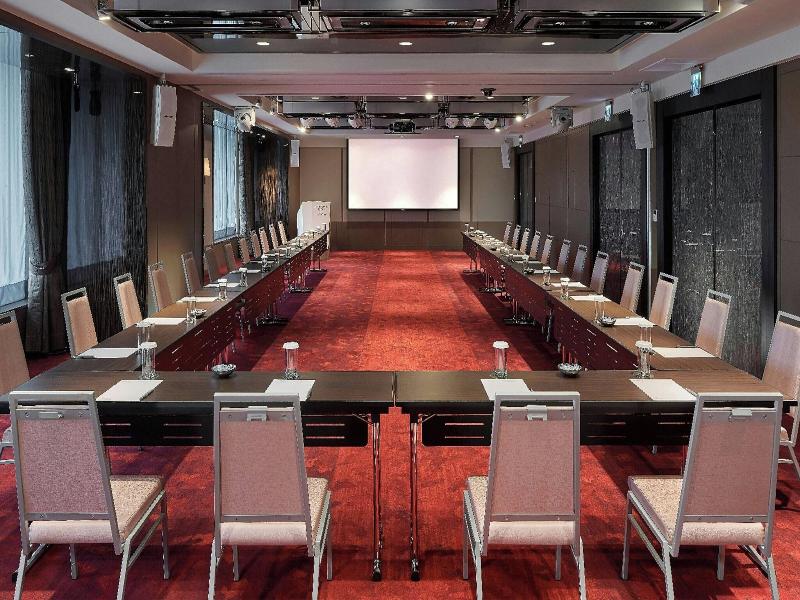 Courtyard by Marriott Taipei image