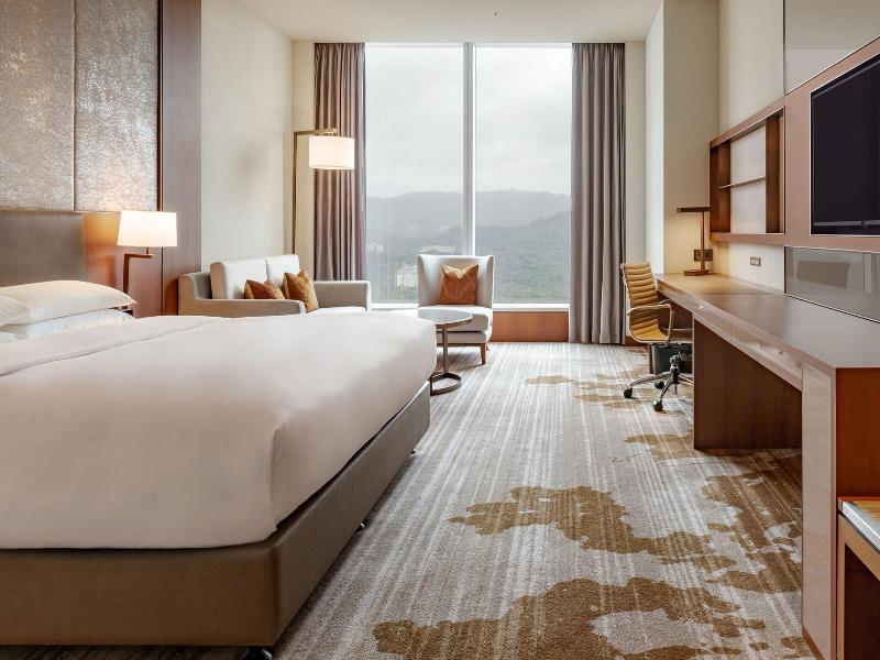 Courtyard by Marriott Taipei image