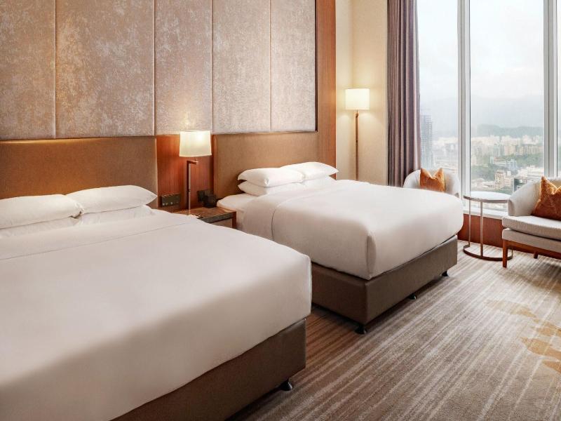 Courtyard by Marriott Taipei image