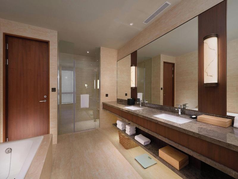 Courtyard by Marriott Taipei image