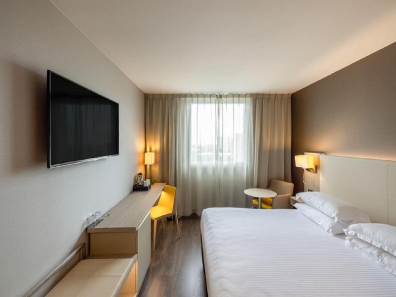 Ac By Marriott Marseille Prado Velodrome image