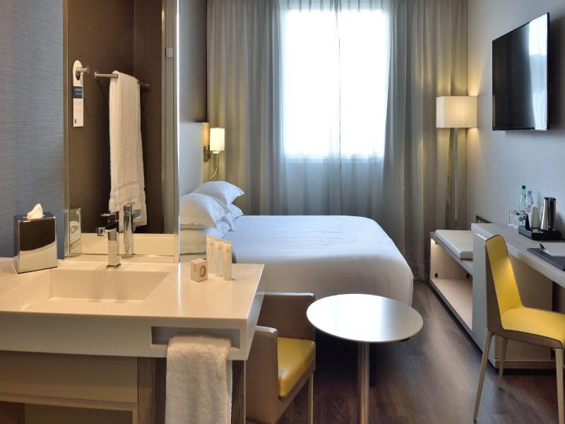 Ac By Marriott Marseille Prado Velodrome image