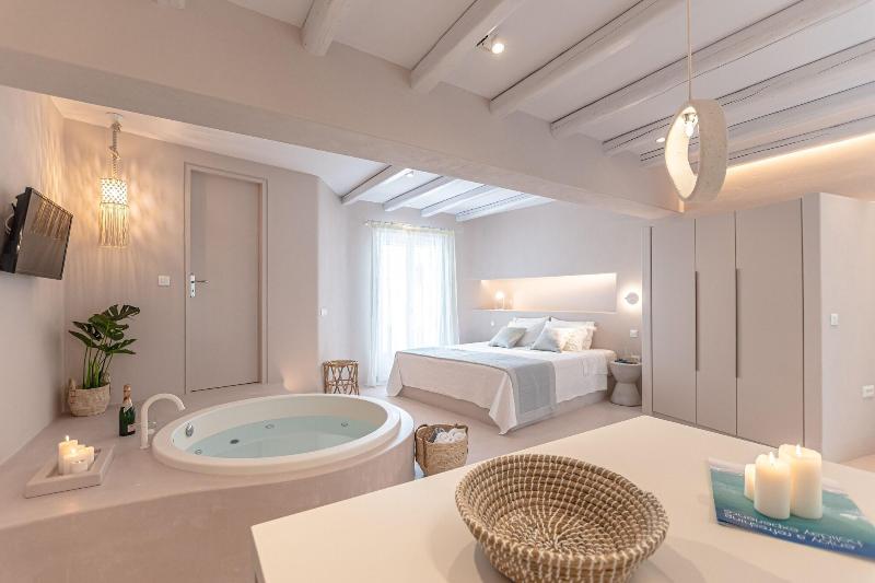 Antony Suites And Residences image