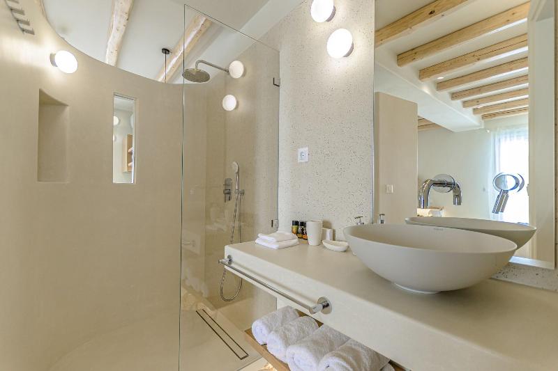 Antony Suites And Residences image