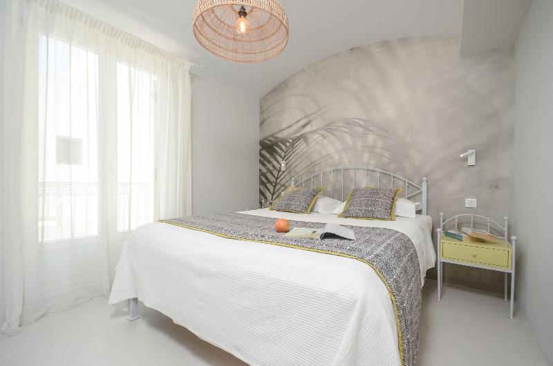 Antony Suites And Residences image