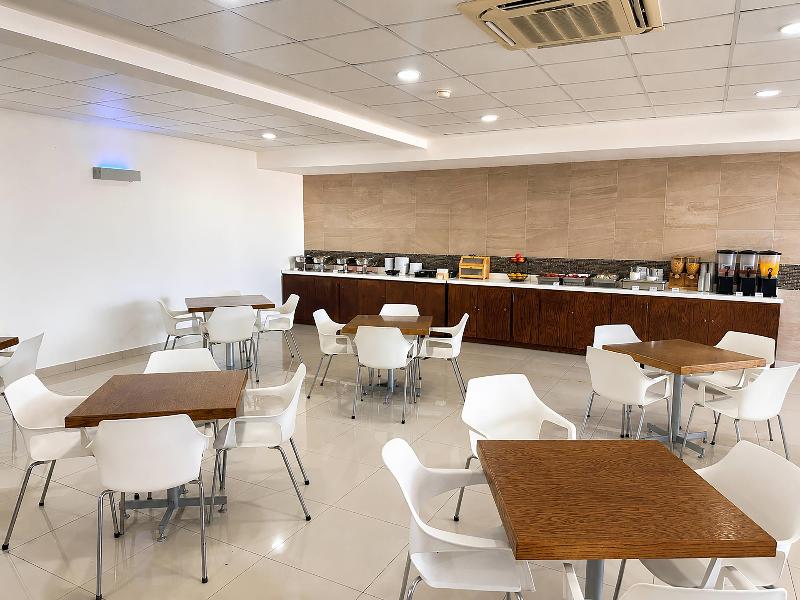 Sleep Inn Mazatlan image