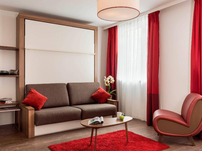 Aparthotel Adagio La Défense Courbevoie image