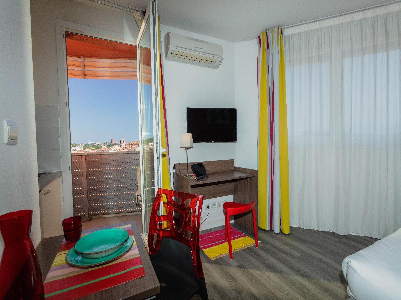 Résidence appart-hôtel Perpignan Centre — general view