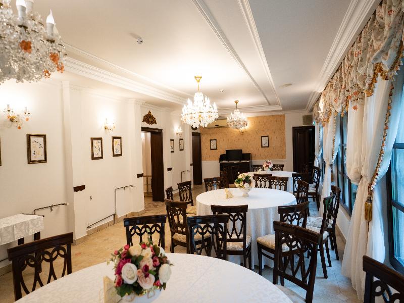 Hotel Royal Plaza image