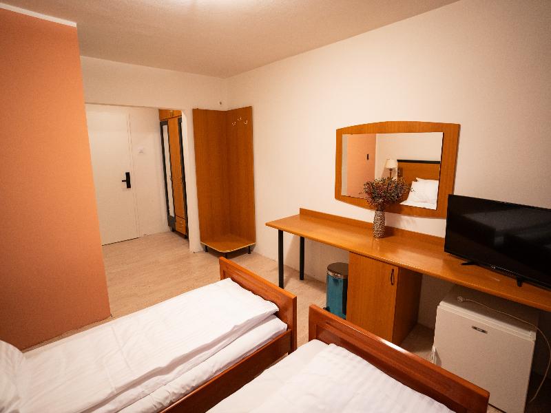 Hotel Royal Plaza image