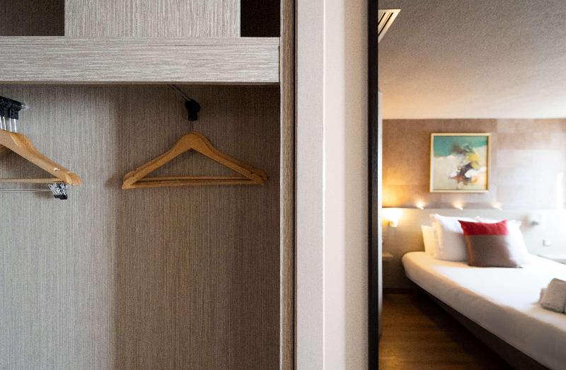 Best Western l'Atelier 117 image