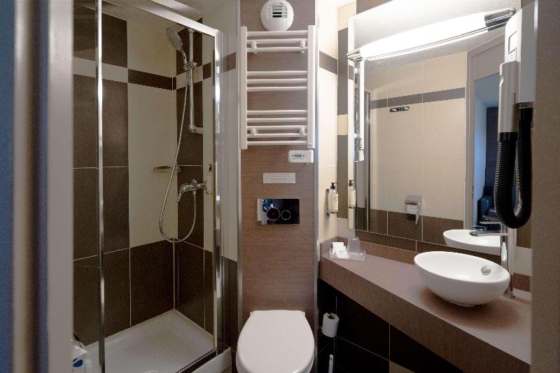 Best Western l'Atelier 117 image