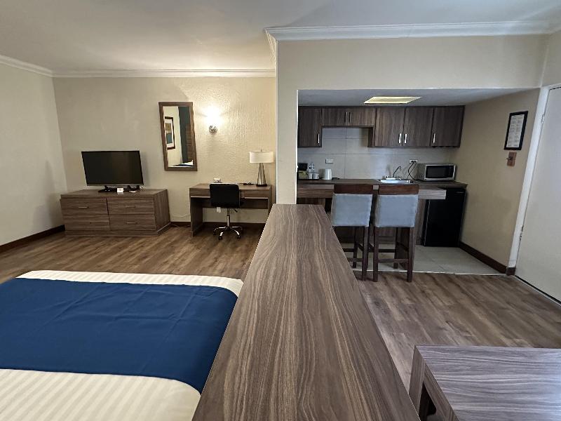 Best Western Cumbres Inn Cd. Cuauhtemoc image