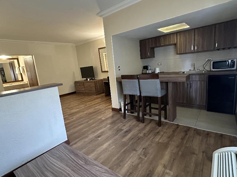 Best Western Cumbres Inn Cd. Cuauhtemoc image