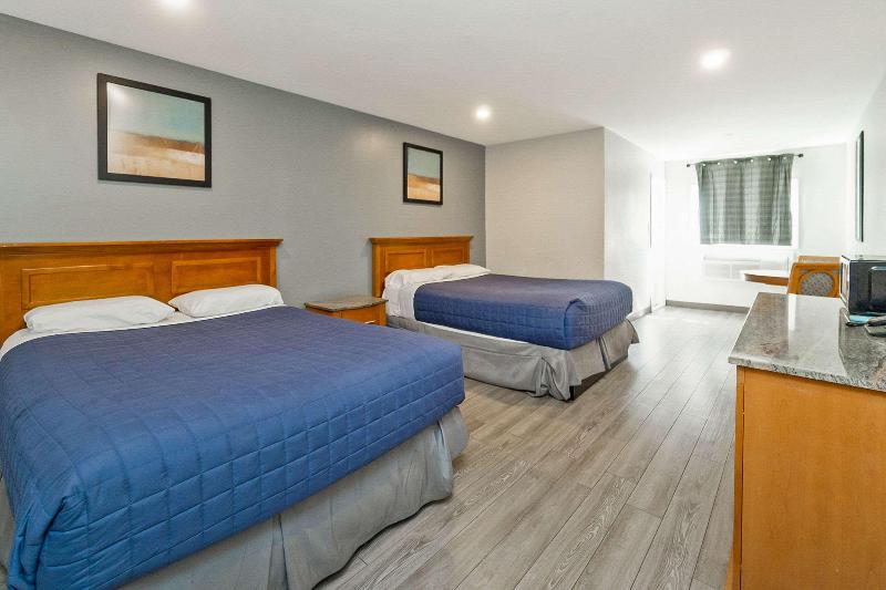 Rodeway Inn Moosic - Scranton image