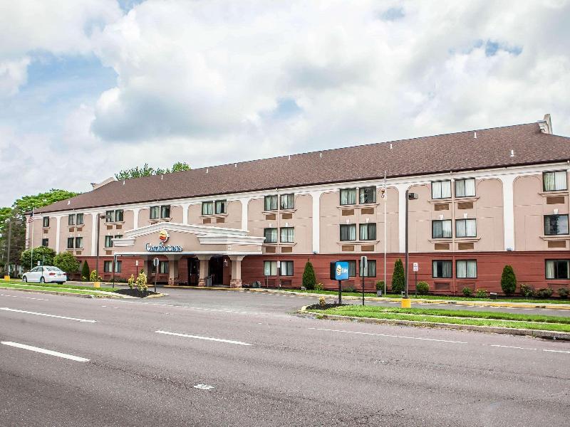Comfort Inn Feasterville - Trevose image