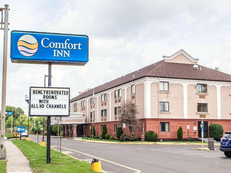Comfort Inn Feasterville - Trevose image