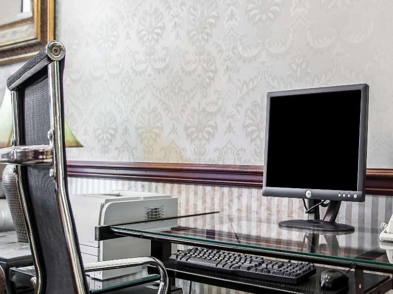 Comfort Inn Feasterville - Trevose image