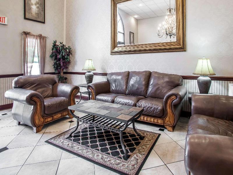 Comfort Inn Feasterville - Trevose image