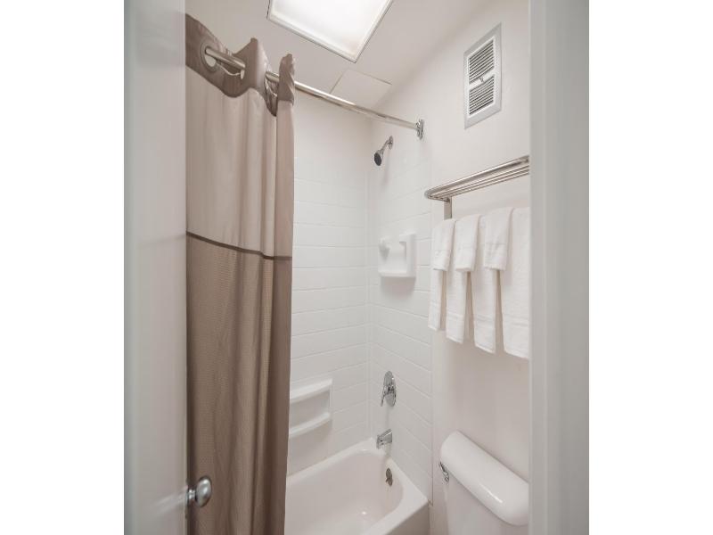 QUADRUPLE Accessible-Two Queen Beds
