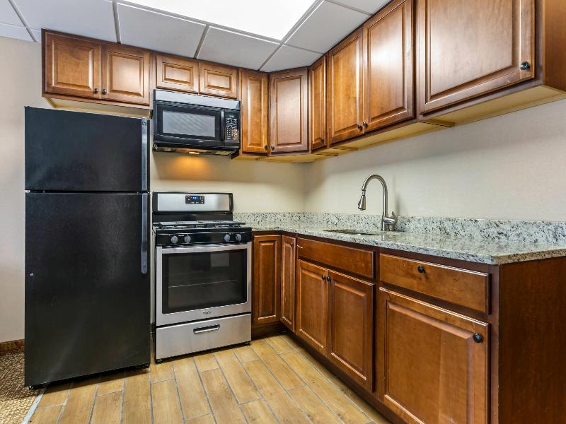 Comfort Inn & Suites Triadelphia - Wheeling image