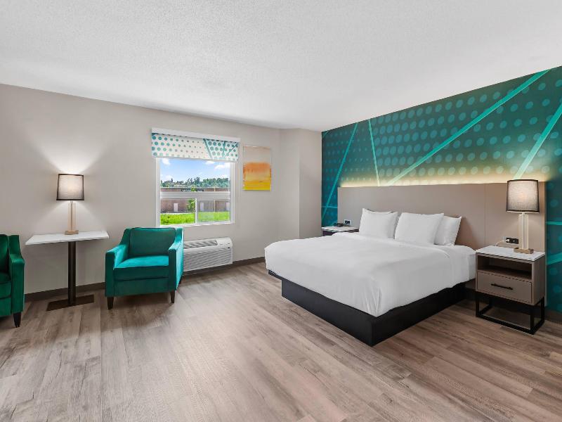 Comfort Inn Bracebridge image