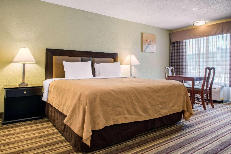 Quality Inn Huntingburg image