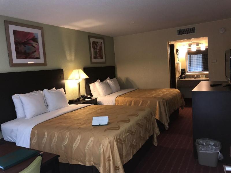 Quality Inn Huntingburg image