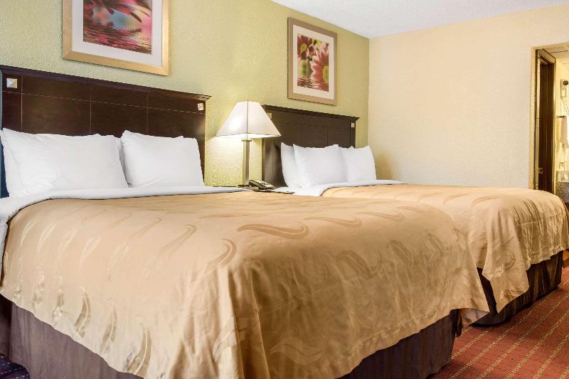 Quality Inn Huntingburg image
