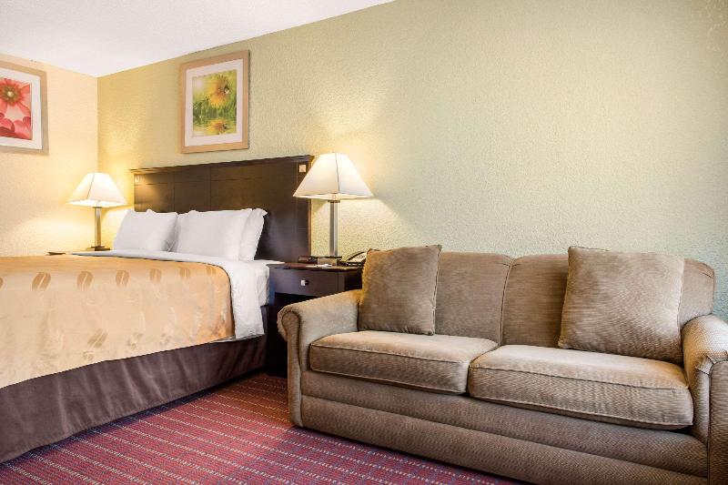 Quality Inn Huntingburg image