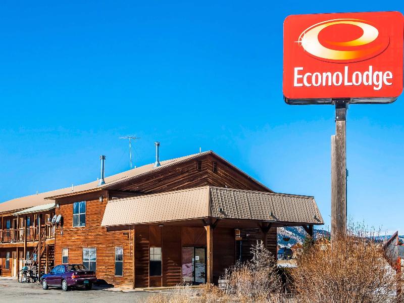 Econo Lodge Eagle Nest image