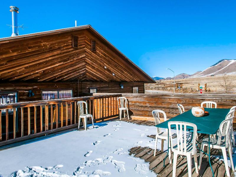 Econo Lodge Eagle Nest image