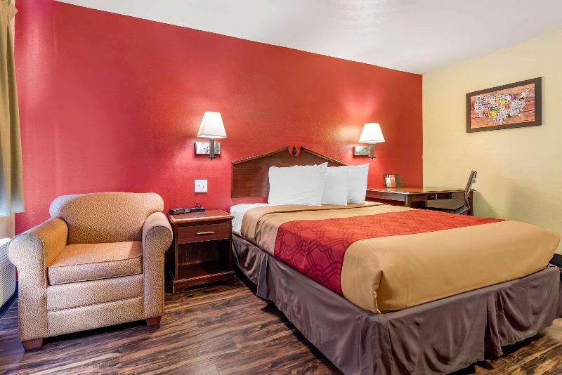 Rodeway Inn Jeffersonville image