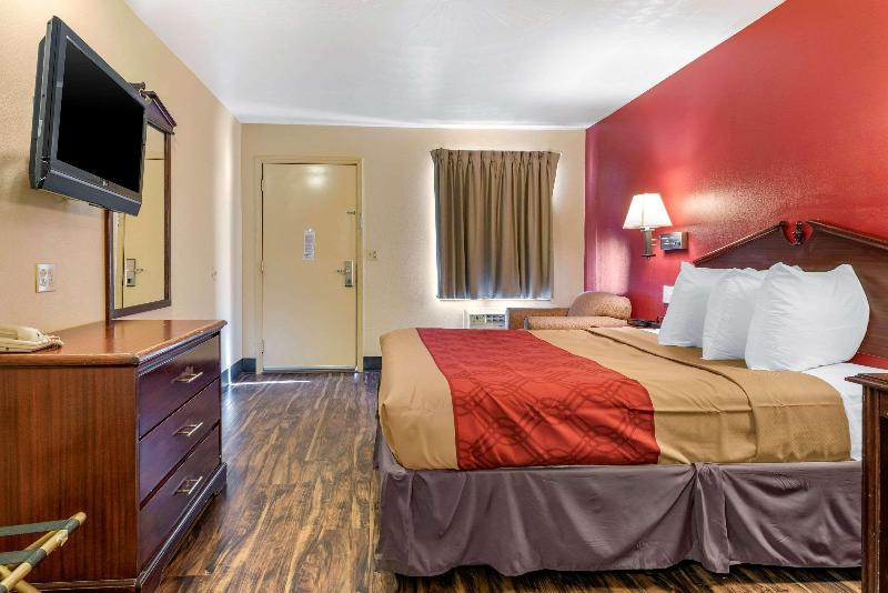 Rodeway Inn Jeffersonville image
