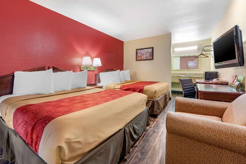 Rodeway Inn Jeffersonville image