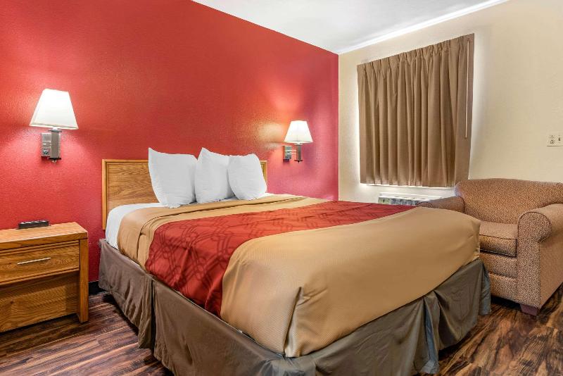Rodeway Inn Jeffersonville image