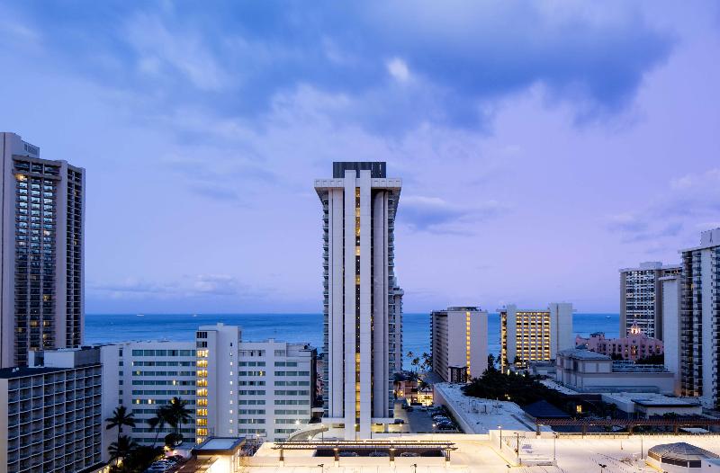 Hilton Garden Inn Waikiki Beach