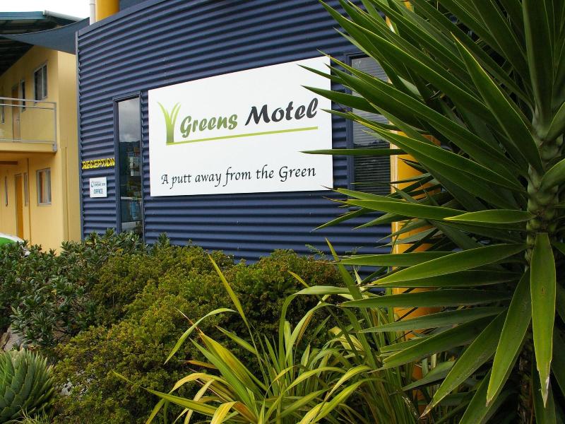 Greens Motel - A Putt Away from the Green image